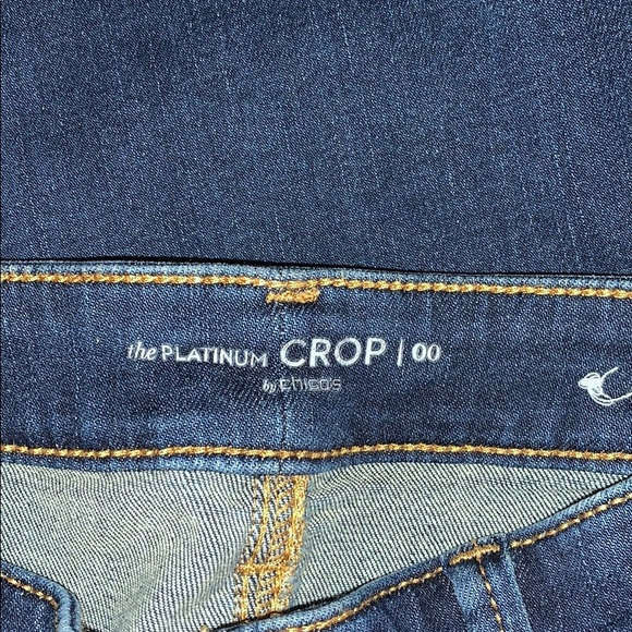 EUC the Platinum CROP Jeans - Picture 6 of 6